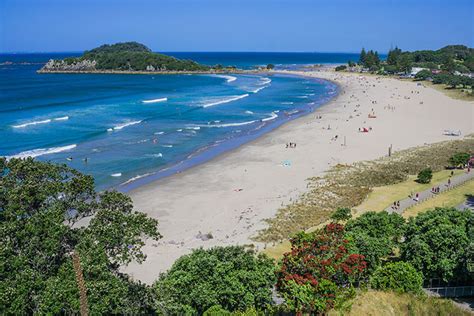 Hiking to the Top of Mount Maunganui, New Zealand - Jonistravelling