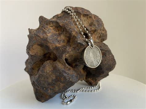 Iron Meteorite Necklace – Aerolite Meteorites