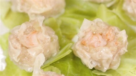 Shrimp and Pork Shumai Recipe (Juicy Chinese Steamed Dumplings | Siu ...