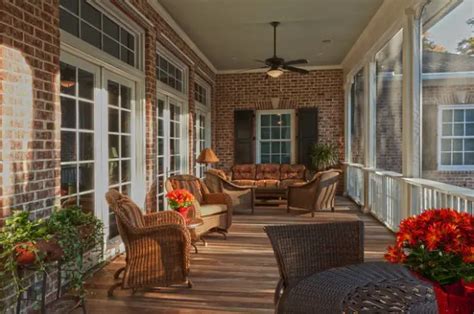 18 Great Traditional Front Porch Design Ideas