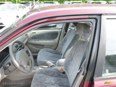 Gray Interior 1998 Toyota Corolla LE Photo #81561900 | GTCarLot.com