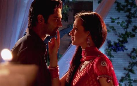 Arnav and Khushi cute romantic moments from ‘Iss Pyaar Ko Kya Naam Doon ...