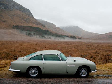 James Bond's Aston Martin DB5 in "Skyfall" - CBS News