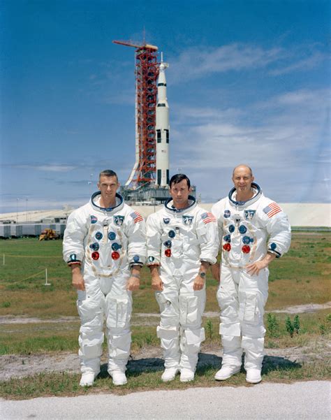 File:Apollo 10 Prime Crew - GPN-2000-001501.jpg - Wikimedia Commons