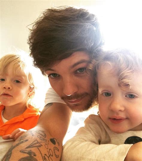 Louis Tomlinson's Family Photo Album: Siblings, Mom, Son, More