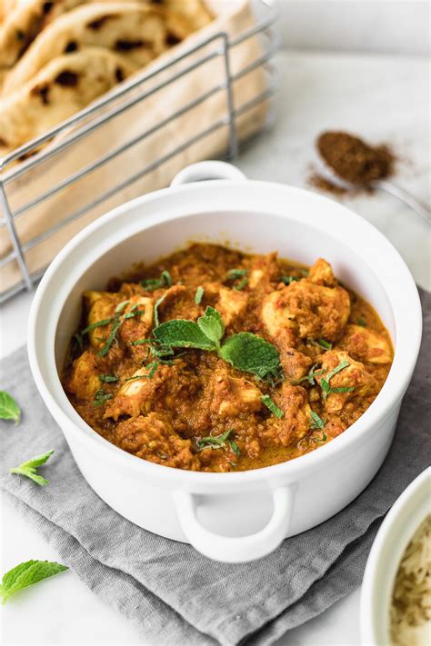 Indian Chicken Curry with Naan Bread | Cravings Journal