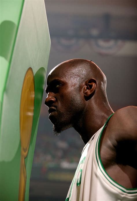 Kevin Garnett - Boston Celtics | Boston celtics, Nba pictures, Kevin ...