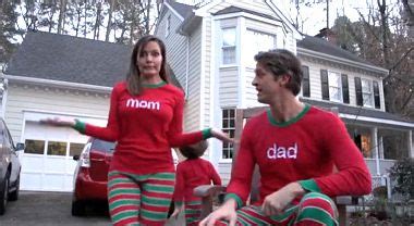 Xmas Jammies - the Holderness family with Kim Dean Holderness and Penn Holderness Watch the vid ...