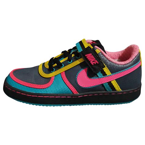 Nike Sneakers Multiple colors Polyester ref.184790 - Joli Closet