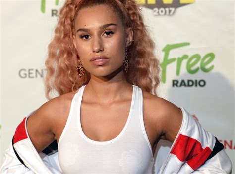 10 facts you need to know about ‘Decline’ singer Raye - Capital XTRA