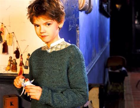 Thomas Sangster as Simon in Nanny McPhee