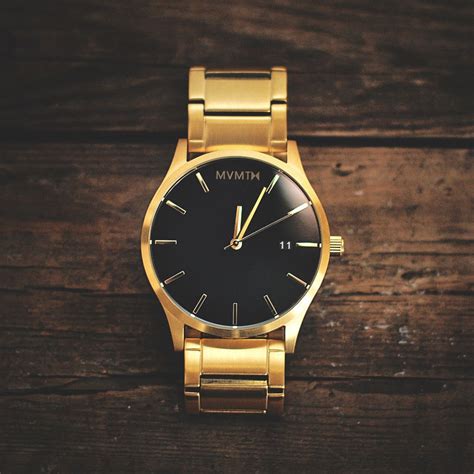 Black/Gold | Black and gold watch, Watches for men, Classic wristwatch