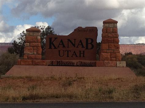 Kanab, Utah | Kanab, Travel pictures, Travel