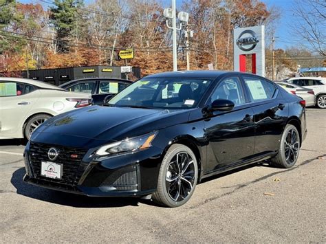 New 2023 Nissan Altima 2.5 SR 4D Sedan in Raynham #N30085 | Mastria Auto Group