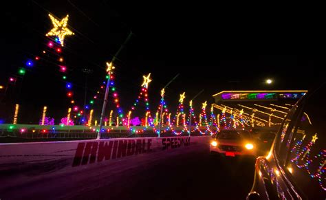 Santa’s Speedway Christmas Lights Drive-Thru revs up at Irwindale ...