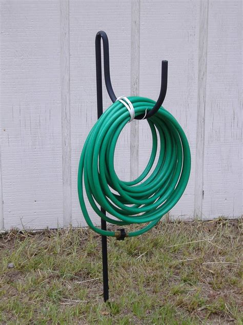 garden hose holder