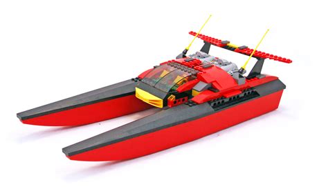 Speedboat - LEGO set #7244-1 (Building Sets > City)