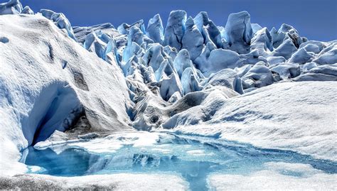 Our first time hiking on a glacier, Argentina [3347 x 1903][OC] : r/EarthPorn