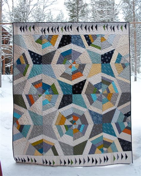 Piece by Piece: Octagon Shimmer quilt finished!