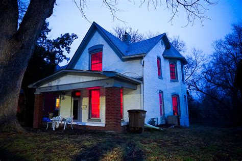 Sallie House: Haunting or a Demon? - Amy's Crypt