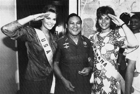 Miss USA, Christy Fichtner (left) and Miss Panama, Gilda Garcia López ...