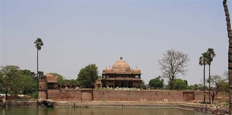 Maner Sharif - Bodhi Bihar Tourism