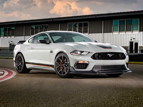 2021 Ford Mustang Mach 1 pays homage to 60s legend | DriveArabia