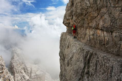 22 Most Dangerous Hiking Trails Ranked