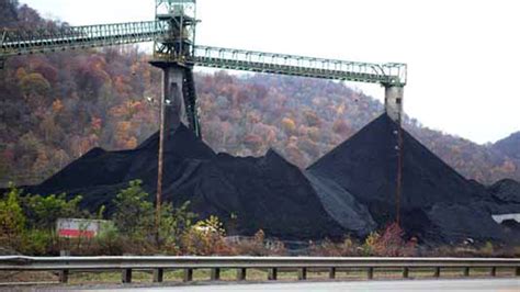 3 found alive inside West Virginia coal mine | wfmynews2.com