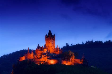 Cochem Reichsburg Nacht - Cochem Castle night 01 - Lizenzfreies Bild #3773975 | Bildagentur ...