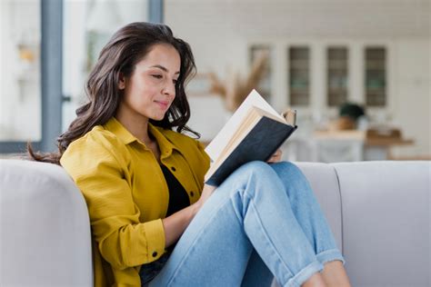 16 Small Business Marketing Books You Need to Read in 2020