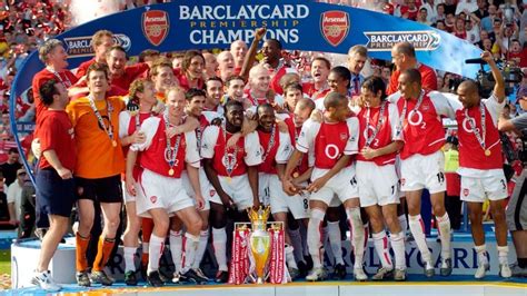 Top 30 Premier League moments: No. 4 - Arsenal go unbeaten, become The Invincibles - NBC Sports