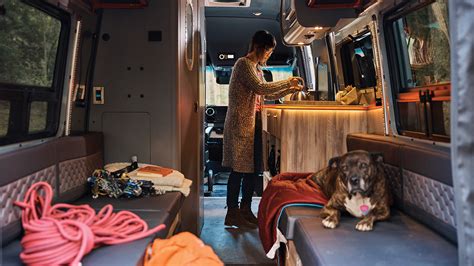 Interstate 24X | Airstream Touring Coach | Luxury Class B Adventure Van