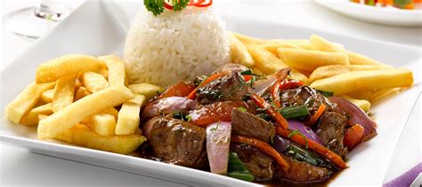 Lomo Saltado Peruano