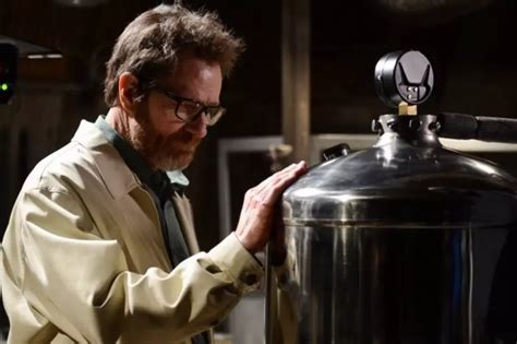 ‘Breaking Bad’ Series Finale: Bryan Cranston Weighs in on Dream Theory ...