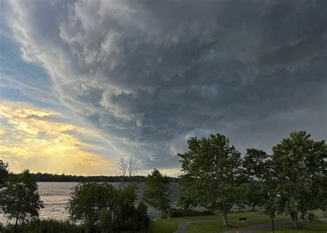 Damage to Quebec homes and barns likely caused by tornado | Canada's ...