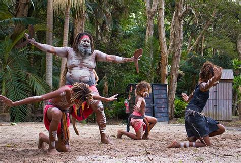 Ngari-bah Aboriginal Culture Show :: Currumbin Wildlife Sanctuary