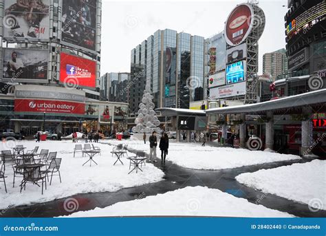 Yonge and Dundas Square after Snow Editorial Image - Image of people ...