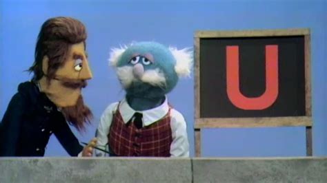 Sesame Street: Professor Hasting’s U Lecture (1970) - YouTube