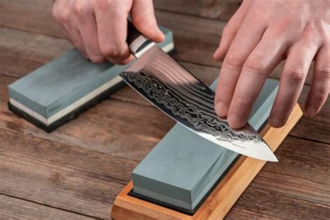 How To Use Smith’s Knife Sharpener - Felix Furniture