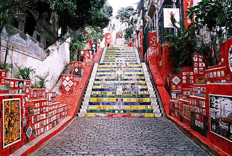 Top 10 Facts about Escadaria Selarón in Rio de Janeiro - Discover Walks Blog