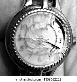 1,279 Broken Watch Face Images, Stock Photos & Vectors | Shutterstock