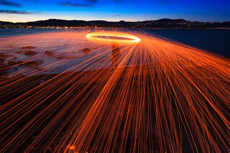 20+ Examples of Steel Wool Photography That Beautifully Play with Fire