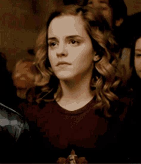 Emma Watson GIF - Emma Watson Harry - Discover & Share GIFs