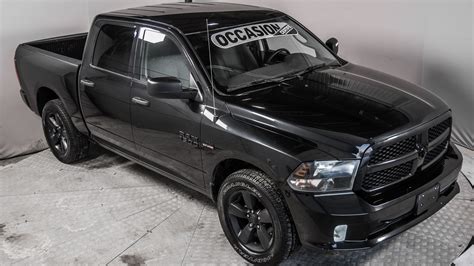 Ram 1500 2018 Black Express 4X4 HEMI GROUPE REMORQUAGE MAGS 20 P usagée et d’occasion à vendre ...