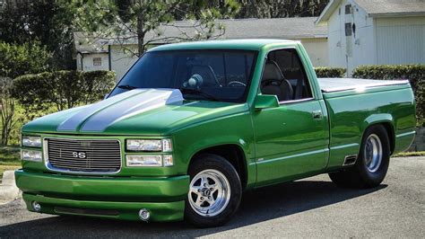 Candy Apple Green: 1989 Chevrolet Silverado 1500 Pro Mod | Motorious