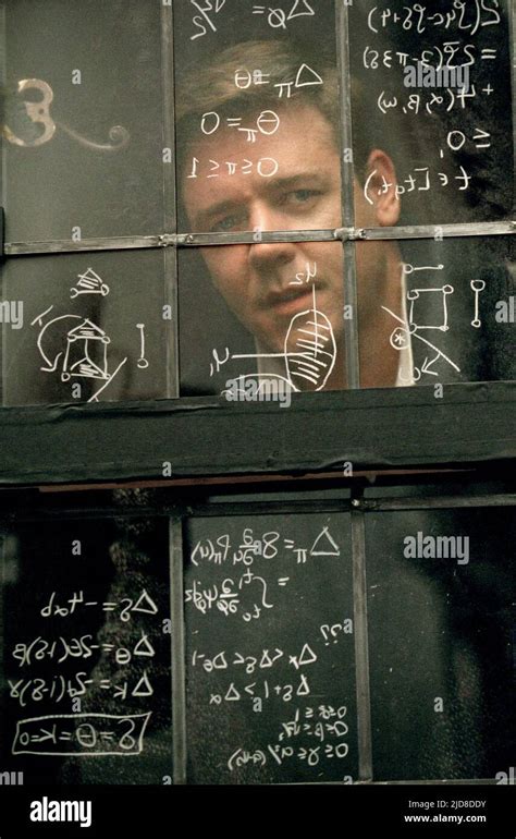 RUSSELL CROWE, A BEAUTIFUL MIND, 2001 Stock Photo - Alamy