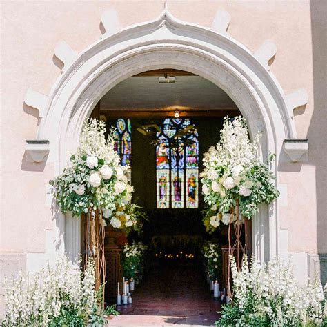 An Elegant Chateau Wedding in France's Loire Valley