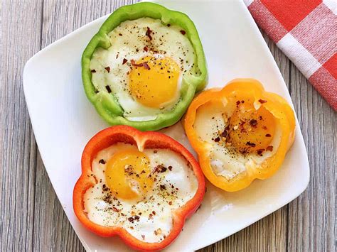 Bell Pepper Eggs - Healthy Recipes Blog