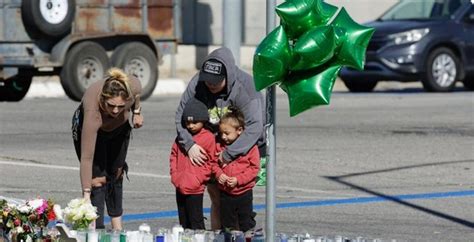 PHOTO Memorial For Police Officer Kevin Cataneo Salazar Killed